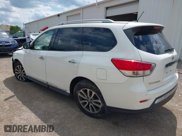 2014 Nissan Pathfinder S with VIN 5N1AR2MM3EC612715, listed as a IAAI auction lot 42356789 with 171,921 mi miles and . Bid and sale history available at DreamBid. Image 3.