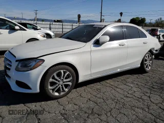 2015 Mercedes-Benz C-Class C 300 with VIN 55SWF4JBXFU054835, listed as a Copart auction lot 52032855 with 71,921 mi miles and Salvage Title. Bid and sale history available at carsss.com. Image 1.