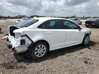 2024 Toyota Corolla LE with VIN 5YFB4MDE1RP223998, listed as a Copart auction lot 53789995 with 5,332 mi miles and Salvage title. Bid and sale history available at DreamBid. Image 3.