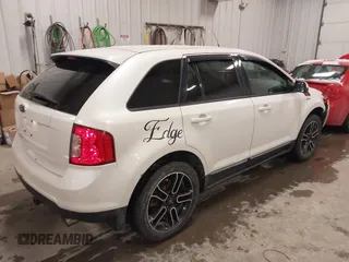 2014 Ford Edge SEL with VIN 2FMDK3J97EBA39728, listed as a IAAI auction lot 41351256 with 178,430 mi miles. Bid and sale history available at carsss.com. Image 4.