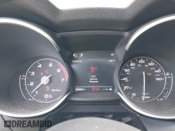 2018 Alfa Romeo Stelvio Sport z VIN ZASFAKPN8J7B58624, wystawiony jako IAAI lot #42380149 z przebiegiem 99 898 mil mil oraz . Historia ofert i sprzedaży dostępna na DreamBid. Obrazek 7.