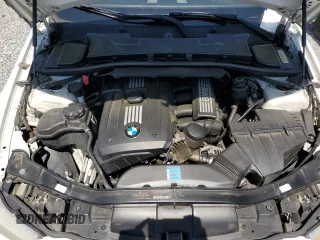2011 BMW 3 Series 328i xDrive z VIN WBAPK7C58BA969886, wystawiony jako Copart lot #54776625 z przebiegiem 168 827 mil mil oraz Szkoda całkowita • Salvage title. Historia ofert i sprzedaży dostępna na DreamBid. Obrazek 11.