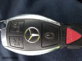 2011 Mercedes-Benz E-Class E 350 Luxury with VIN WDDHF5GB5BA421267, listed as a IAAI auction lot 41185660 with 154,735 mi miles. Bid and sale history available at carsss.com. Image 11.