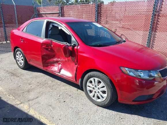 2013 Kia Forte EX with VIN KNAFU4A21D5665887, listed as a IAAI auction lot 41836346 with NaN miles. Bid and sale history available at carsss.com. Image 13.