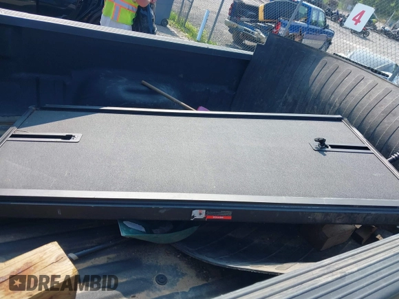 2016 Ford F-250 Lariat with VIN 1FT7W2B65GEB10257, listed as a IAAI auction lot 42662205 with 45,801 mi miles and . Bid and sale history available at DreamBid. Image 12.