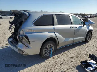 2023 Toyota Sienna LE with VIN 5TDKRKEC0PS165745, listed as a Copart auction lot 86923544 with 0 mi miles and Salvage Title. Bid and sale history available at carsss.com. Image 3.