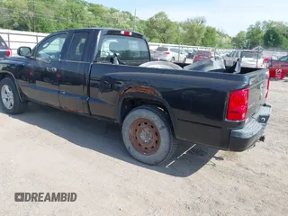 2008 Dodge Dakota с VIN 1D7HW32K88S592237, выставлен на аукционе IAAI как лот 42279584 с пробегом 110 610 миль миль и . История ставок и продаж доступна на DreamBid. Изображение 3.