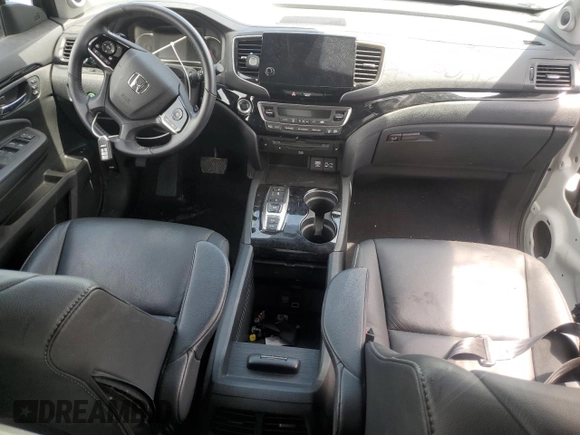 2020 Honda Pilot Touring 8-Passenger with VIN 5FNYF6H99LB050134, listed as a Copart auction lot 55095435 with 26,080 mi miles and Salvage title. Bid and sale history available at DreamBid. Image 8.