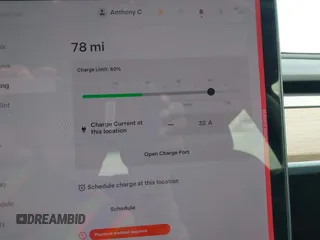 2020 Tesla Model 3 Standard Range Plus z VIN 5YJ3E1EA3LF794276, wystawiony jako IAAI lot #42390409 z przebiegiem 51 924 mil mil oraz . Historia ofert i sprzedaży dostępna na DreamBid. Obrazek 18.