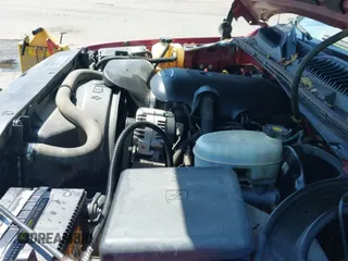 2004 GMC Sierra 1500 SLT с VIN 2GTEK19T641256835, выставлен на аукционе IAAI как лот 42319763 с пробегом 261 178 миль миль и . История ставок и продаж доступна на DreamBid. Изображение 19.