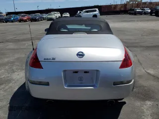 2007 Nissan 350Z Enthusiast z VIN JN1BZ36AX7M651304, wystawiony jako Copart lot #57164945 z przebiegiem 83 332 mil mil oraz Szkoda całkowita • Salvage title. Historia ofert i sprzedaży dostępna na DreamBid. Obrazek 6.