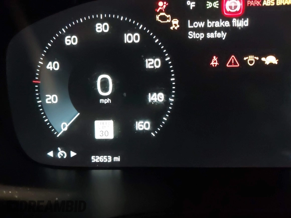 2020 Volvo XC60 Momentum with VIN YV4A22RK3L1416053, listed as a IAAI auction lot 41254175 with 52,653 mi miles and . Bid and sale history available at DreamBid. Image 7.