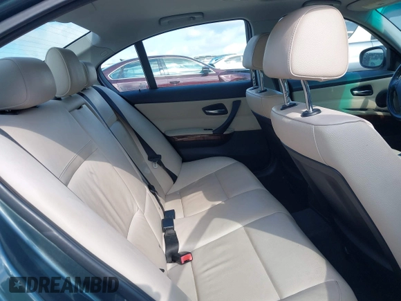 2011 BMW 3 Series 328i with VIN WBAPH7C52BE680056, listed as a IAAI auction lot 42469477 with 218,464 mi miles and . Bid and sale history available at DreamBid. Image 8.