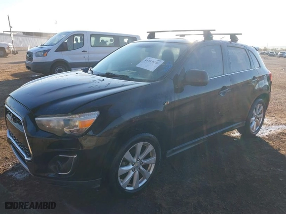 2013 Mitsubishi Outlander Sport SE with VIN 4A4AP4AU8DE004758, listed as a IAAI auction lot 41819216 with 231,048 mi miles. Bid and sale history available at carsss.com. Image 2.