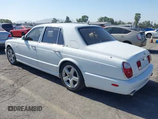 2004 Bentley Arnage с VIN SCBLF34F04CX09871, выставлен на аукционе IAAI как лот 42515104 с пробегом 44 295 миль миль и . История ставок и продаж доступна на DreamBid. Изображение 3.