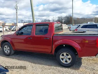 2013 Nissan Frontier SV z VIN 1N6AD0EV0DN718330, wystawiony jako IAAI lot #40808170 z przebiegiem 73 053 mil mil oraz . Historia ofert i sprzedaży dostępna na DreamBid. Obrazek 14.