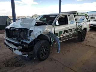 2023 Toyota Tacoma SR с VIN 3TYSX5EN3PT018395, выставлен на аукционе Copart как лот 48757055 с пробегом 28 002 миль миль и Списание • Salvage title. История ставок и продаж доступна на DreamBid. Изображение 1.