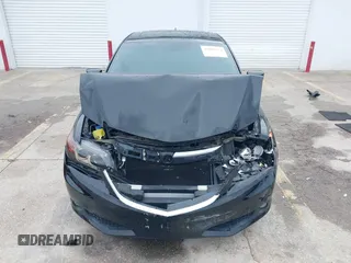 2013 Acura ILX Tech Pkg with VIN 19VDE1F72DE013609, listed as a IAAI auction lot 41984514 with 124,157 mi miles. Bid and sale history available at carsss.com. Image 12.