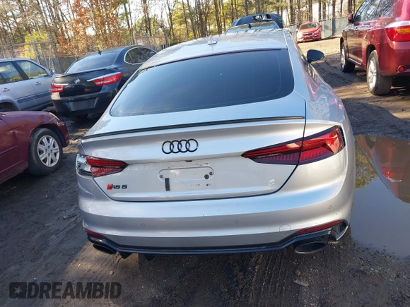 2019 Audi RS 5 Sportback z VIN WUABWCF50KA903597, wystawiony jako IAAI lot #41574876 z przebiegiem 80 629 mil mil oraz . Historia ofert i sprzedaży dostępna na DreamBid. Obrazek 16.