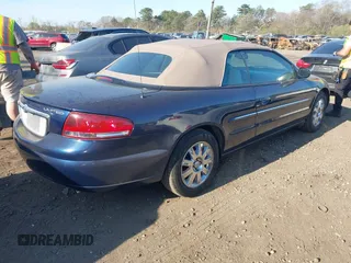 2005 Chrysler Sebring Limited with VIN 1C3EL65R15N638313, listed as a IAAI auction lot 42090291 with 80,105 mi miles and . Bid and sale history available at DreamBid. Image 4.