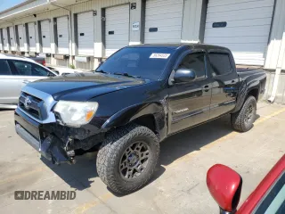 2015 Toyota Tacoma с VIN 3TMLU4EN9FM176404, выставлен на аукционе Copart как лот 56394535 с пробегом 112 846 миль миль и Списание • Salvage title. История ставок и продаж доступна на DreamBid. Изображение 1.