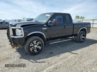2006 Ford F-250 XL z VIN 1FTSX21596EC30884, wystawiony jako Copart lot #53560955 z przebiegiem 117 331 mil mil oraz Szkoda całkowita • Salvage title. Historia ofert i sprzedaży dostępna na DreamBid. Obrazek 1.