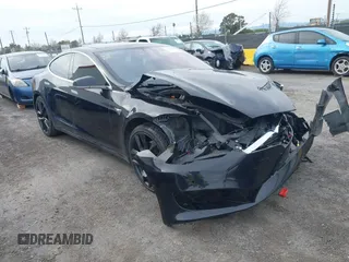 2016 Tesla Model S 90D с VIN 5YJSA1E4XGF171681, выставлен на аукционе IAAI как лот 41836005 с пробегом 81 063 миль миль и . История ставок и продаж доступна на DreamBid. Изображение 1.