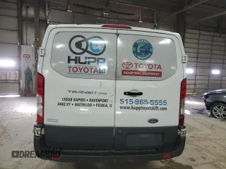 2018 Ford Transit z VIN 1FTYR1YM0JKA46536, wystawiony jako Copart lot #42117625 z przebiegiem 248 282 mil mil oraz Szkoda całkowita • Salvage title. Historia ofert i sprzedaży dostępna na DreamBid. Obrazek 6.