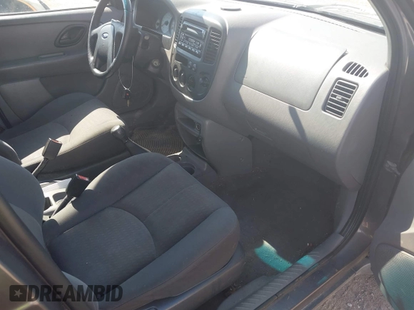 2002 Ford Escape XLS Value with VIN 1FMYU01B32KD20469, listed as a IAAI auction lot 42553573 with 353,752 mi miles and . Bid and sale history available at DreamBid. Image 5.