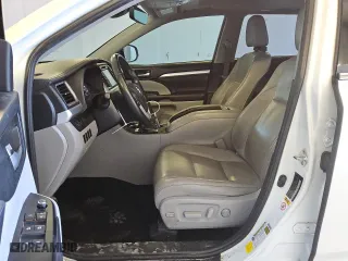 2019 Toyota Highlander SE with VIN 5TDKZRFHXKS556199, listed as a Copart auction lot 48882845 with 64,491 mi miles and Clean Title. Bid and sale history available at carsss.com. Image 7.