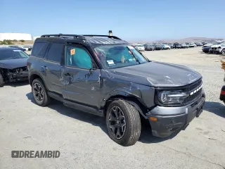 2025 Ford Bronco Sport Outer Banks with VIN 3FMCR9CN6SRE50121, listed as a Copart auction lot 61175625 with 2,321 mi miles and Salvage title. Bid and sale history available at DreamBid. Image 4.