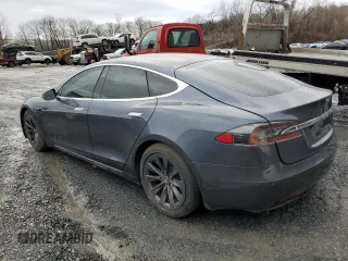 2020 Tesla Model S Long Range with VIN 5YJSA1E25LF369772, listed as a Copart auction lot 48212575 with 20,686 mi miles and Non repairable. Bid and sale history available at DreamBid. Image 2.