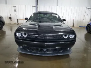 2017 Dodge Challenger z VIN DPSMN181395, wystawiony jako Copart lot #70791394 z przebiegiem 87 104 mil mil oraz Szkoda całkowita • Salvage title. Historia ofert i sprzedaży dostępna na DreamBid. Obrazek 5.
