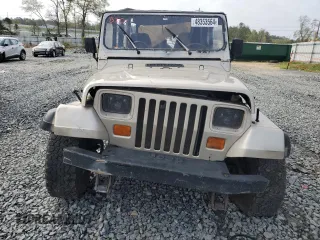 1995 Jeep Wrangler S with VIN 1J4FY19P0SP267541, listed as a Copart auction lot 48353564 with 153,985 mi miles and Salvage Title. Bid and sale history available at carsss.com. Image 5.