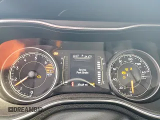 2021 Jeep Cherokee Altitude z VIN 1C4PJLLB5MD180309, wystawiony jako Copart lot #50703665 z przebiegiem 37 669 mil mil oraz Czysty tytuł • Clean title. Historia ofert i sprzedaży dostępna na DreamBid. Obrazek 9.