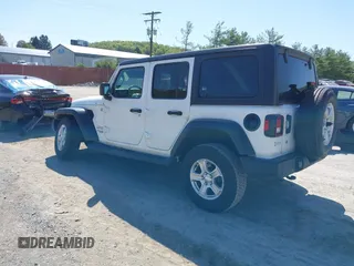 2020 Jeep Wrangler Unlimited Sport S с VIN 1C4HJXDN0LW204734, выставлен на аукционе IAAI как лот 42128859 с пробегом 92 017 миль миль и . История ставок и продаж доступна на DreamBid. Изображение 3.