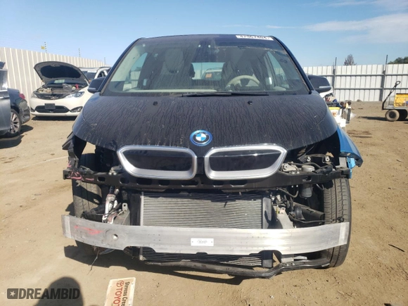 2018 BMW i3 with VIN WBY7Z2C50JVE64726, listed as a Copart auction lot 47967404 with 27,883 mi miles. Bid and sale history available at carsss.com. Image 5.
