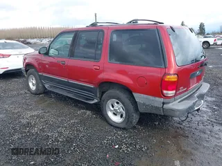 2000 Ford Explorer XLT z VIN 1FMZU83P3YZC64612, wystawiony jako IAAI lot #41640849 z przebiegiem 155 318 mil mil oraz . Historia ofert i sprzedaży dostępna na DreamBid. Obrazek 3.