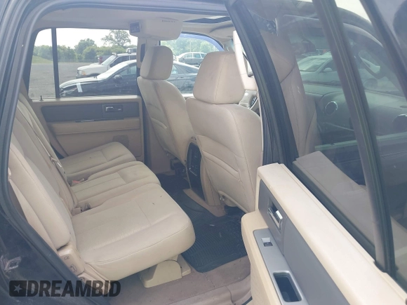 2004 Ford Expedition Eddie Bauer with VIN 1FMFU18L54LA86229, listed as a IAAI auction lot 42566019 with 275,747 mi miles and . Bid and sale history available at DreamBid. Image 8.