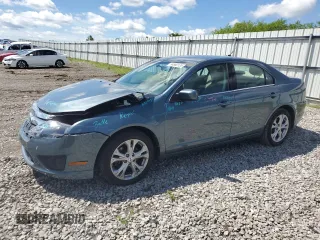 2012 Ford Fusion SE with VIN 3FAHP0HG9CR185126, listed as a Copart auction lot 54880135 with 178,400 mi miles and Non repairable. Bid and sale history available at DreamBid. Image 1.