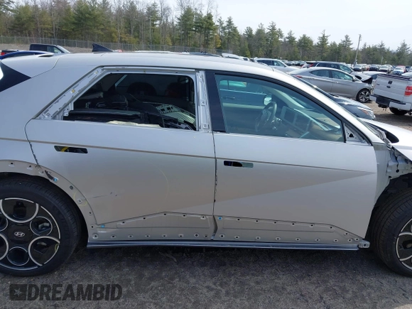 2024 Hyundai Ioniq 5 Limited z VIN KM8KRDDF6RU276804, wystawiony jako IAAI lot #41832379 z przebiegiem 4 561 mil mil oraz . Historia ofert i sprzedaży dostępna na DreamBid. Obrazek 14.