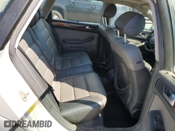 2003 Audi allroad A6 V8 z VIN WA1YD64B43N006004, wystawiony jako Copart lot #57481895 z przebiegiem 240 116 mil mil oraz Szkoda całkowita • Salvage title. Historia ofert i sprzedaży dostępna na DreamBid. Obrazek 11.