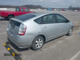 2008 Toyota Prius z VIN JTDKB20UX83375034, wystawiony jako IAAI lot #41793248 z przebiegiem Nie podano mil oraz . Historia ofert i sprzedaży dostępna na DreamBid. Obrazek 4.