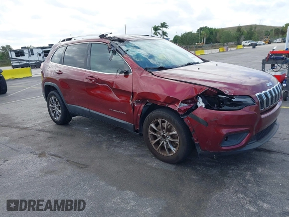 2019 Jeep Cherokee Latitude Plus with VIN 1C4PJLLB2KD331586, listed as a IAAI auction lot 41913175 with 92,563 mi miles. Bid and sale history available at carsss.com. Image 1.