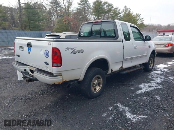 2003 Ford F-150 XL with VIN 1FTRX18W43NB84285, listed as a IAAI auction lot 41494919 with 197,352 mi miles. Bid and sale history available at carsss.com. Image 4.