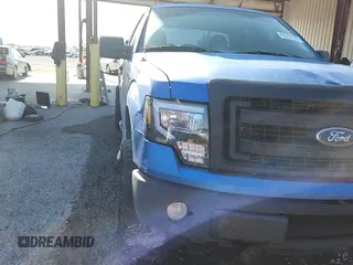 2013 Ford F-150 XL z VIN 1FTEX1CM8DFB16460, wystawiony jako Copart lot #62287905 z przebiegiem 132 461 mil mil oraz Szkoda całkowita • Salvage title. Historia ofert i sprzedaży dostępna na DreamBid. Obrazek 13.