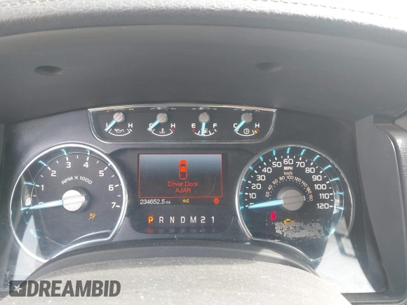 2012 Ford F-150 XL with VIN 1FTFW1ETXCFA44140, listed as a IAAI auction lot 41910642 with 234,652 mi miles. Bid and sale history available at carsss.com. Image 7.