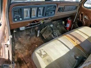 1978 Ford F-150 z VIN F14HRCG4756, wystawiony jako Copart lot #59970475 z przebiegiem 55 026 mil mil oraz Czysty tytuł • Clean title. Historia ofert i sprzedaży dostępna na DreamBid. Obrazek 8.