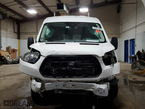 2016 Ford Transit Cargo with VIN 1FTYR1CM1GKA04036, listed as a Copart auction lot 51225885 with Not Provided miles and Salvage Title. Bid and sale history available at DreamBid. Image 5.