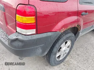 2003 Ford Escape XLT Popular 2 with VIN 1FMYU93103KA03842, listed as a IAAI auction lot 42517607 with 131,733 mi miles and . Bid and sale history available at DreamBid. Image 6.